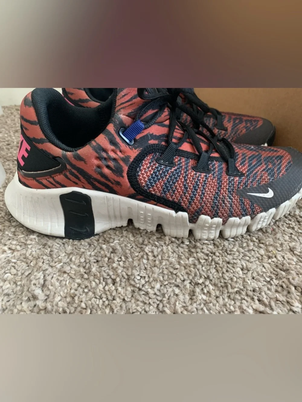 Nike Tiger-Pattern Running Shoes Women's 10 - Picture 3 of 5
